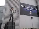 michael-jackson-statue-fulham.webp