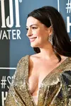 Anne-Hathaway-Sexy-TheFappeningBlog.com-1.webp