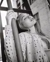 maddie_ziegler_-_black_and_white_photo_dec_2020__6_.webp