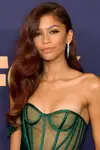 zendaya-green-dress-1610378881.jpg