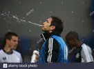 chelseas-frank-lampard-spitting-out-some-water-before-the-game-2BBHJ00.webp