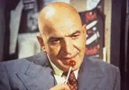 telly-savalas-kojak-color-5c01fb5e46e0fb000161404f.webp