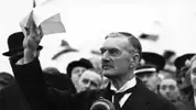 chamberlain-declares-peace-for-our-time-75-years-agos-featured-photo.webp chamberlain-declares-peace-for-our-time-75-years-agos-featured-photo.webp