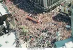 thousands-of-england-football-fans-line-the-streets-near-luton-airport-ekp3rt.webp