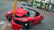 ferrari_modena_crash_2.jpg