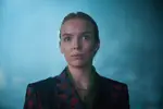 1537952675-killing-eve-jodie-comer-ep3.webp