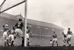 everton-v-forest-dec-1957.webp