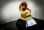 Grammy_Award_2002.webp